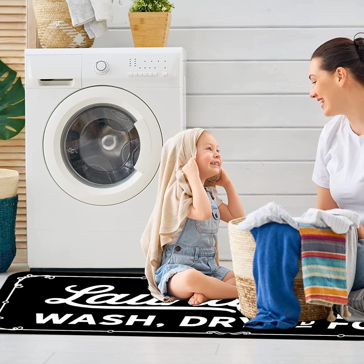 Washable Bathroom Rug • Cozy & Durable